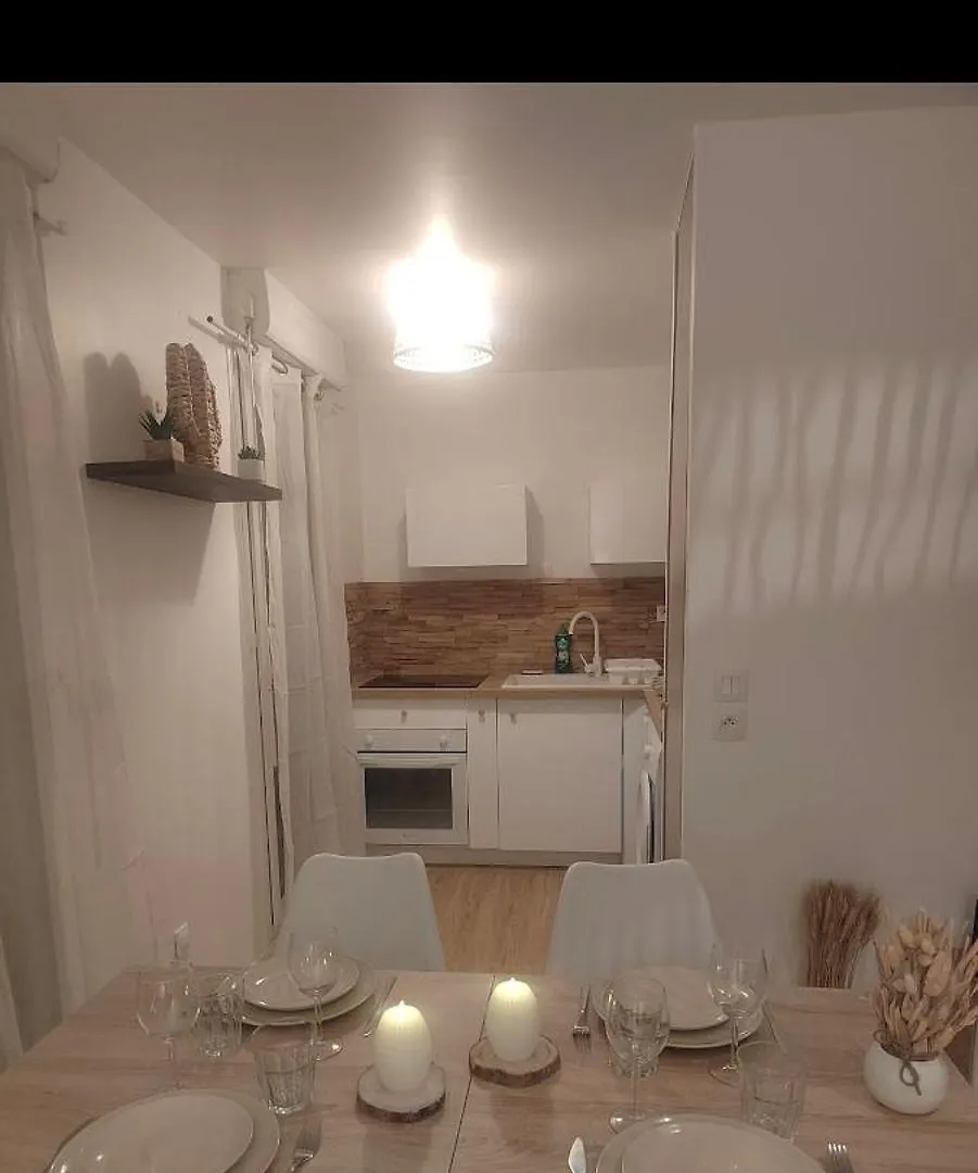 Escapade A Blagnac, T2, Balneo,Jardin,Parking,Tram Apartamento 0*, Blagnac França